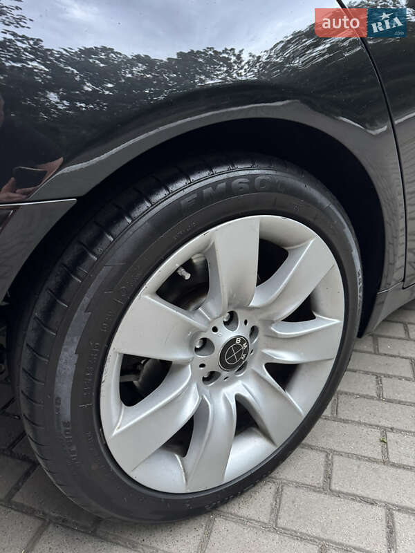 Седан BMW 7 Series 2012 в Шполі
