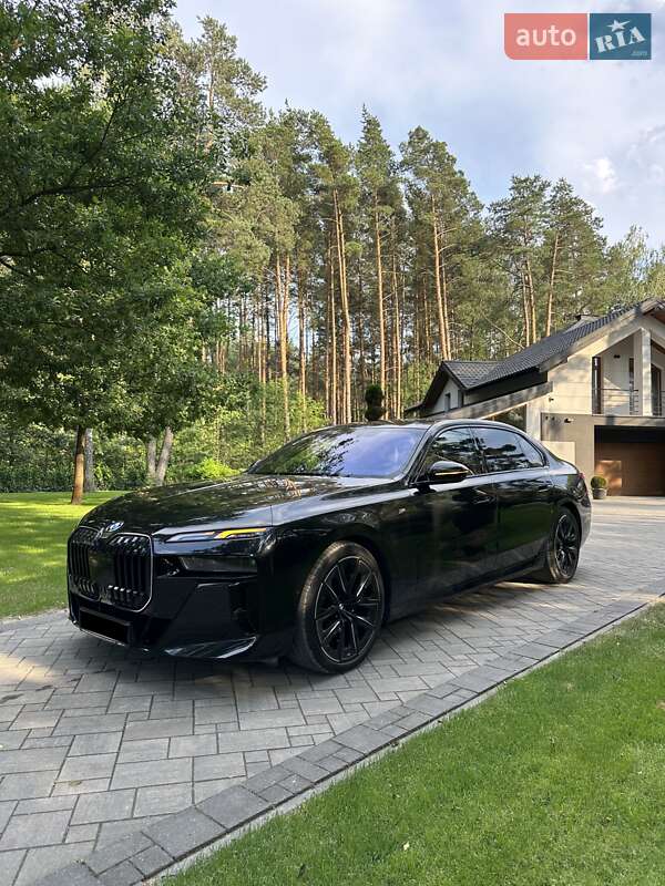 BMW 7 Series 2024