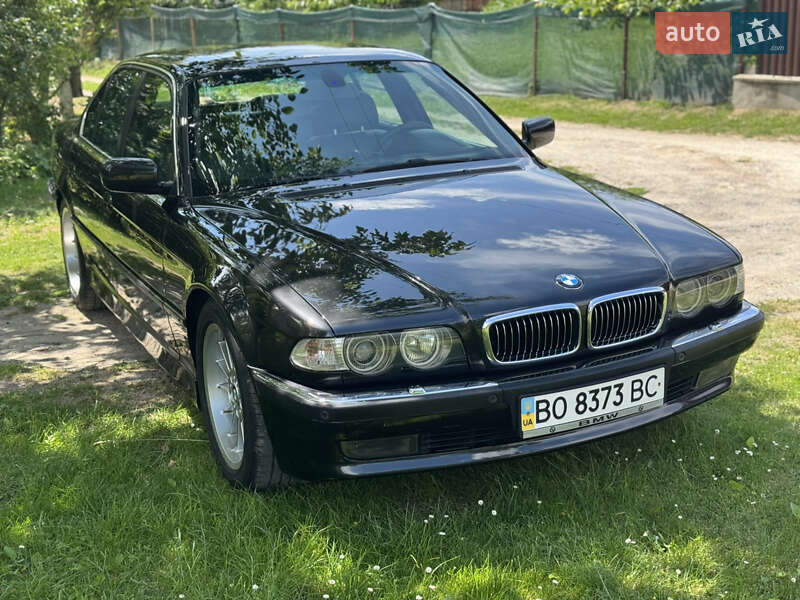 BMW 7 Series 1999