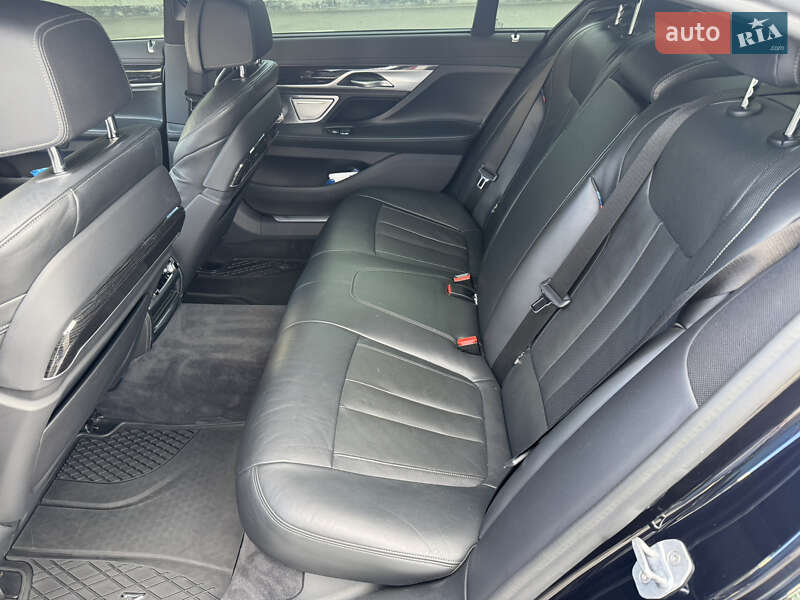 Седан BMW 7 Series 2019 в Киеве фото 14 Седан BMW 7 Series 2019 в Киеве