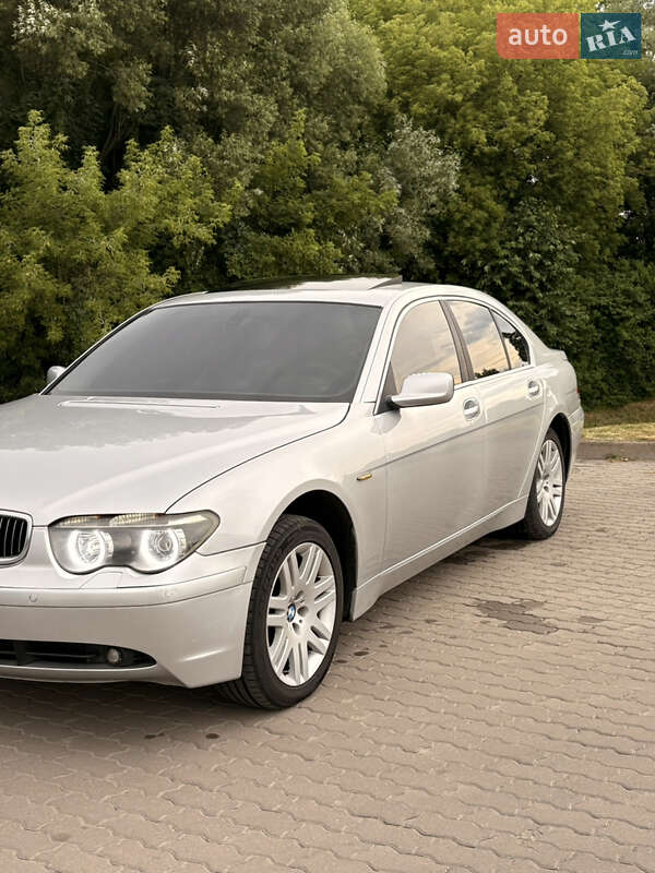 Седан BMW 7 Series 2003 в Бродах