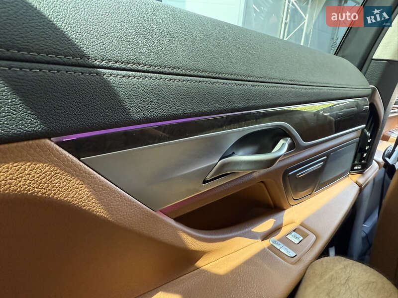 Седан BMW 7 Series 2018 в Киеве