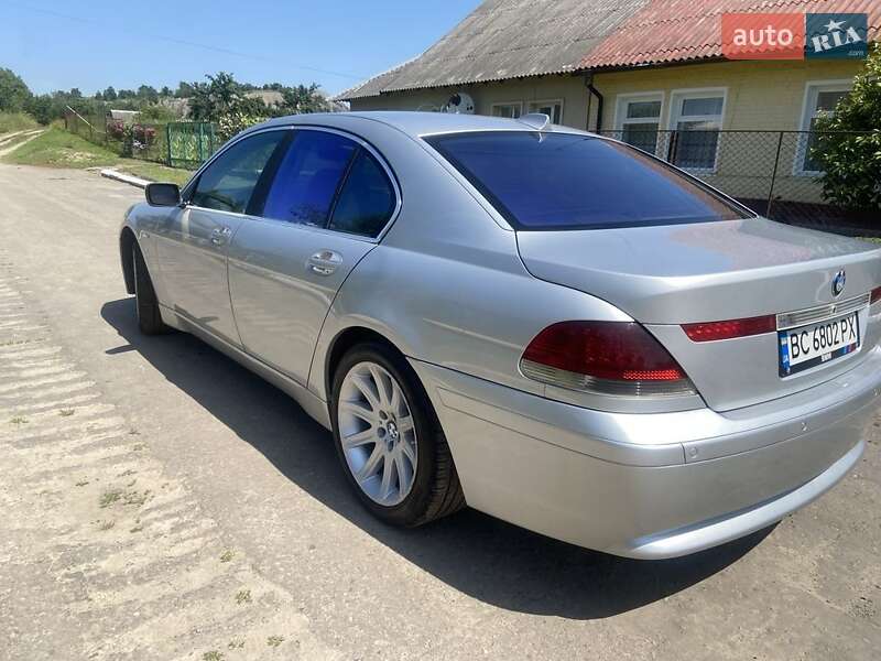 Седан BMW 7 Series 2003 в Нововолынске