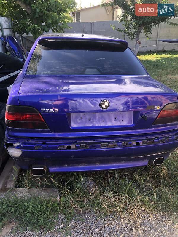 Седан BMW 7 Series 1996 в Баре