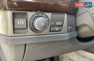 Седан BMW 7 Series 2005 в 