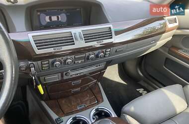 Седан BMW 7 Series 2005 в 