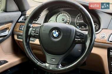 Седан BMW 7 Series 2011 в 