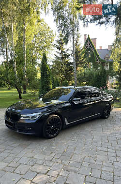 Седан BMW 7 Series 2015 в 