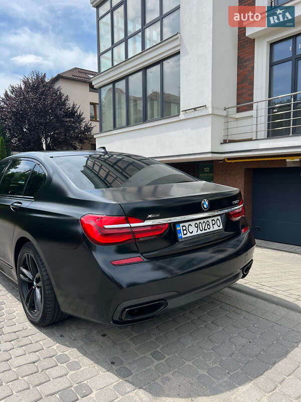 Седан BMW 7 Series 2017 в Львові