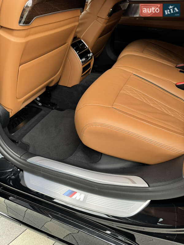 Седан BMW 7 Series 2022 в Мукачево фото 75 Седан BMW 7 Series 2022 в Мукачево