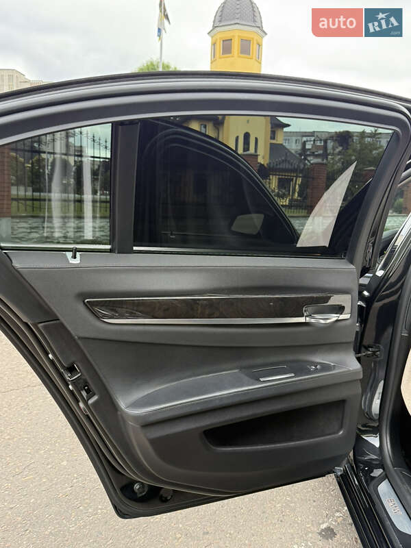 Седан BMW 7 Series 2013 в Шептицькому фото 15 Седан BMW 7 Series 2013 в Шептицькому