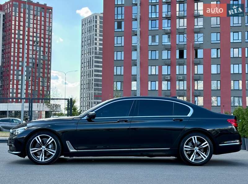 Седан BMW 7 Series 2016 в Киеве