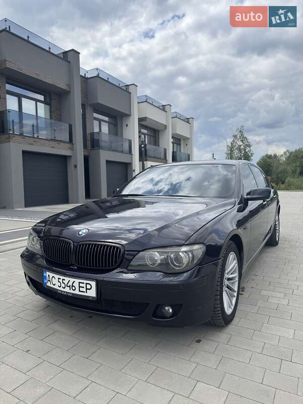 BMW 7 Series 2004
