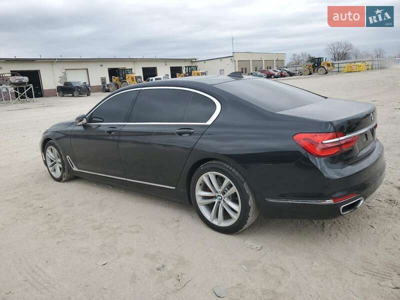 Седан BMW 7 Series 2016 в Києві