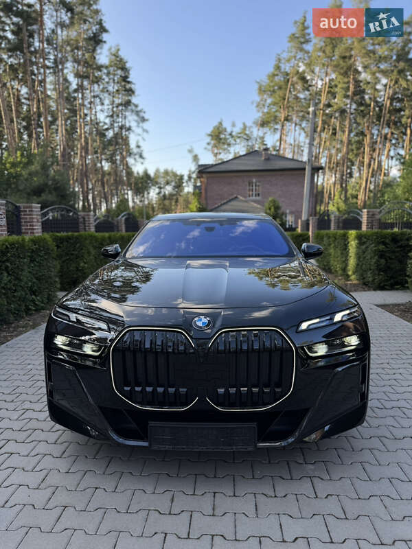 Седан BMW 7 Series 2024 в Киеве фото 2 Седан BMW 7 Series 2024 в Киеве