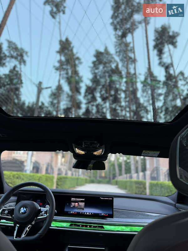 Седан BMW 7 Series 2024 в Киеве фото 36 Седан BMW 7 Series 2024 в Киеве