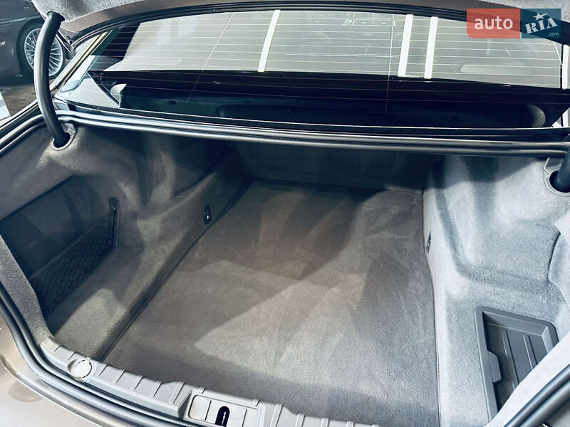 Седан BMW 7 Series 2012 в Киеве