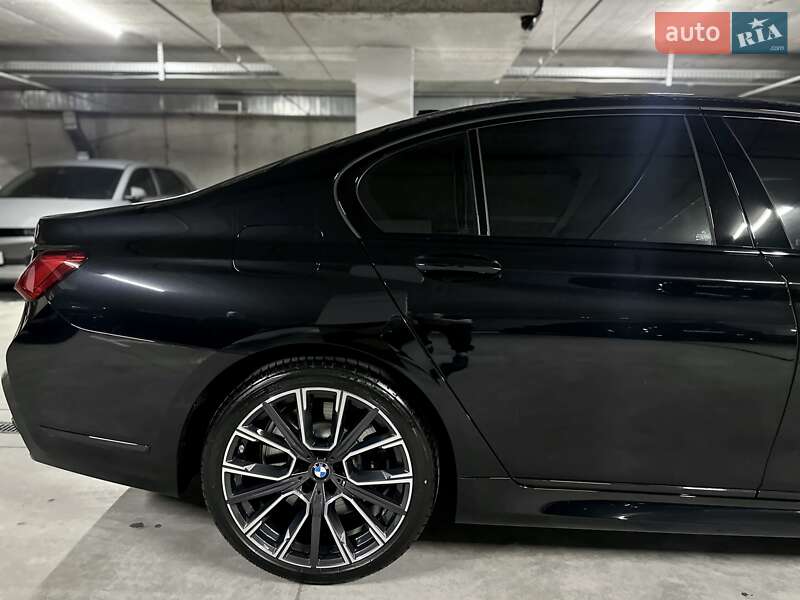 Седан BMW 7 Series 2022 в Дніпрі