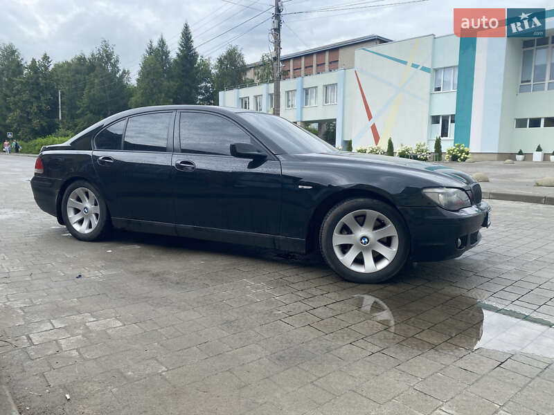 Седан BMW 7 Series 2005 в Львові