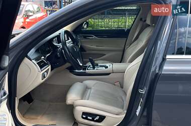 Седан BMW 7 Series 2017 в 