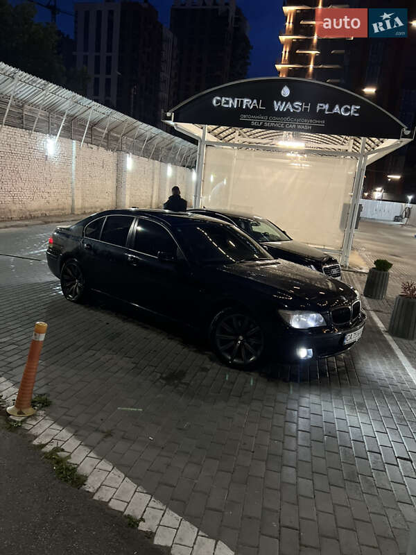 BMW 7 Series 2005