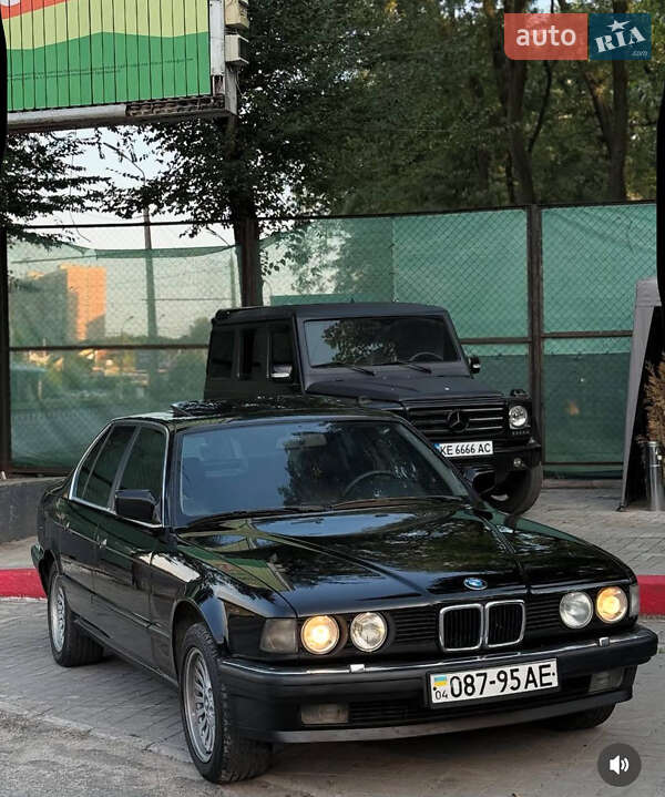 BMW 7 Series 1990