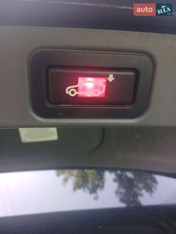 Седан BMW 7 Series 2003 в Ровно