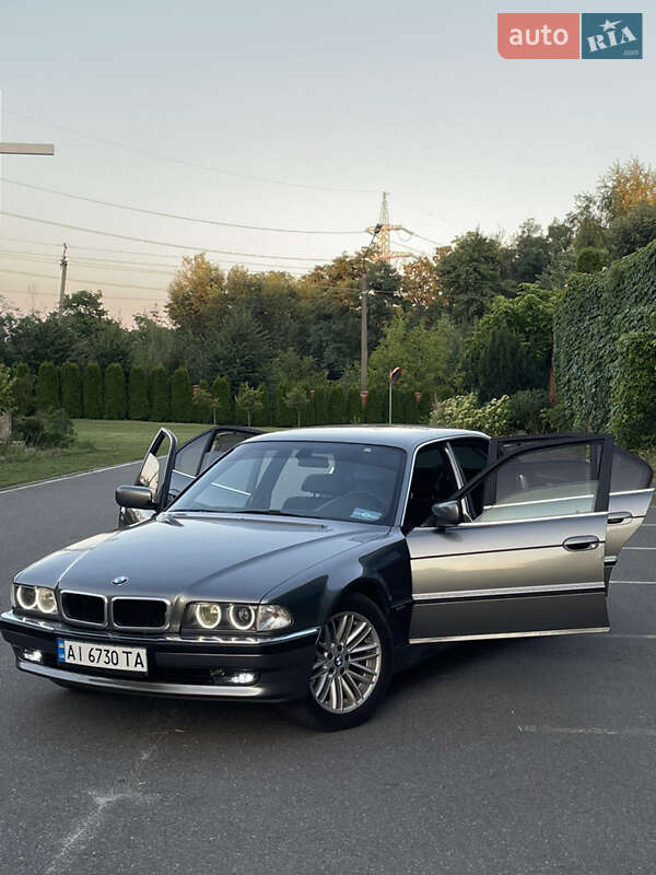 BMW 7 Series 1995