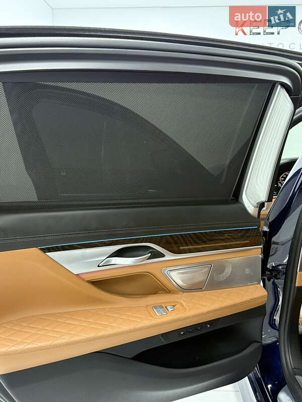 Седан BMW 7 Series 2019 в Одессе