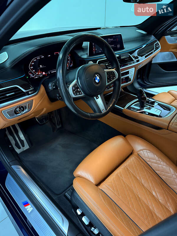 Седан BMW 7 Series 2019 в Одессе