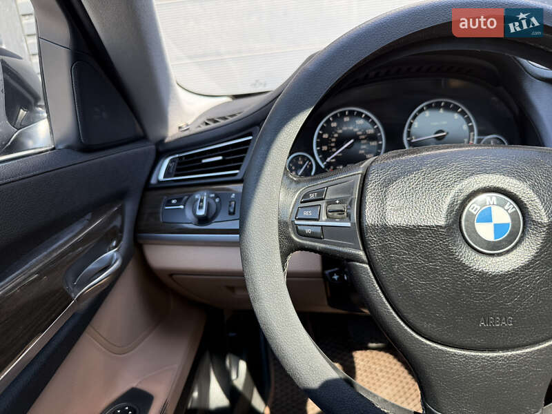 Седан BMW 7 Series 2011 в Одесі