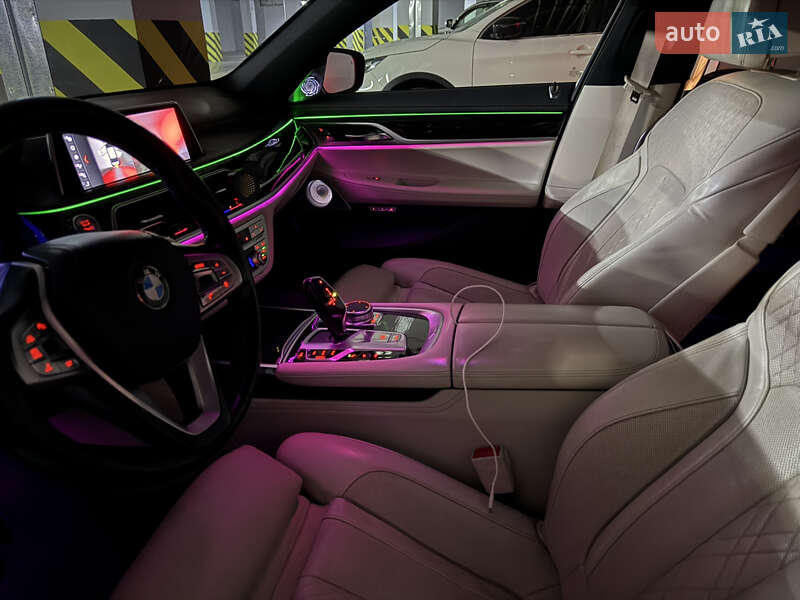 Седан BMW 7 Series 2016 в Киеве фото 27 Седан BMW 7 Series 2016 в Киеве