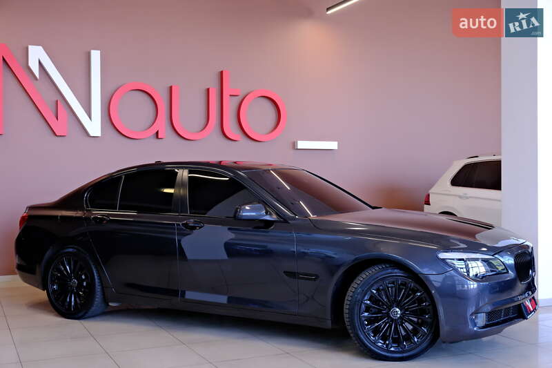 Седан BMW 7 Series 2012 в Одесі