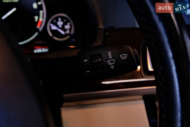 Седан BMW 7 Series 2012 в Одесі