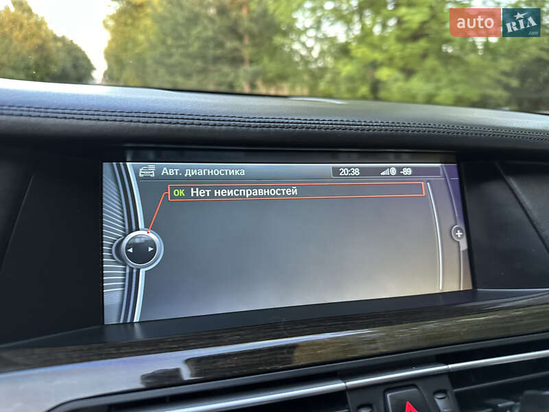 Седан BMW 7 Series 2011 в Львові