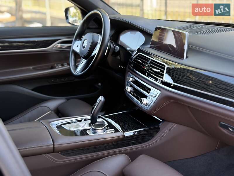 Седан BMW 7 Series 2022 в Одесі фото 15 Седан BMW 7 Series 2022 в Одесі