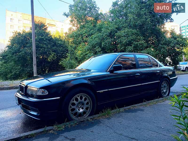 Седан BMW 7 Series 2001 в Черновцах фото 5 Седан BMW 7 Series 2001 в Черновцах