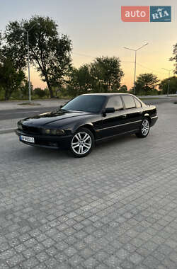 Седан BMW 7 Series 1994 в Запорожье