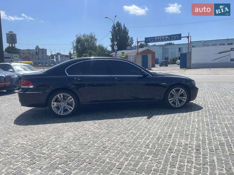 Седан BMW 7 Series 2007 в Днепре