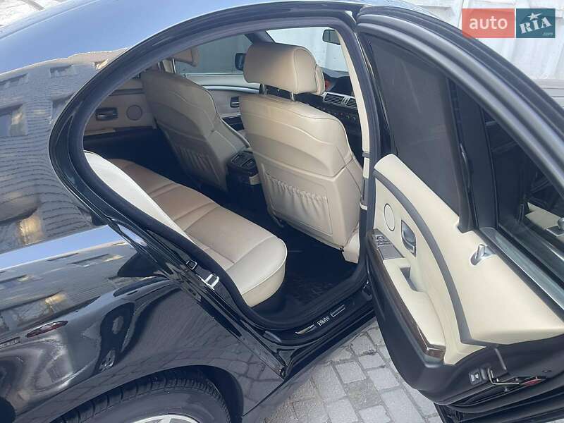 Седан BMW 7 Series 2007 в Днепре