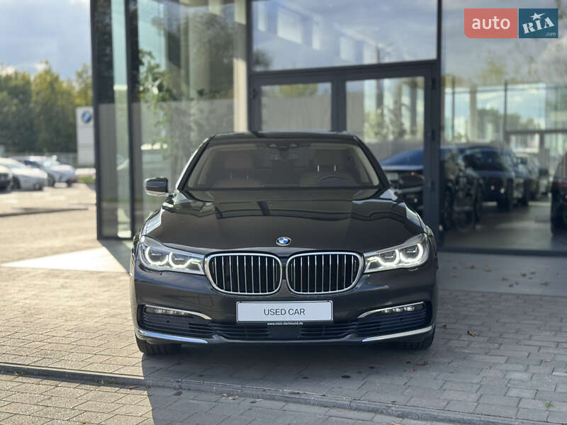 Седан BMW 7 Series 2016 в Ивано-Франковске фото 2 Седан BMW 7 Series 2016 в Ивано-Франковске