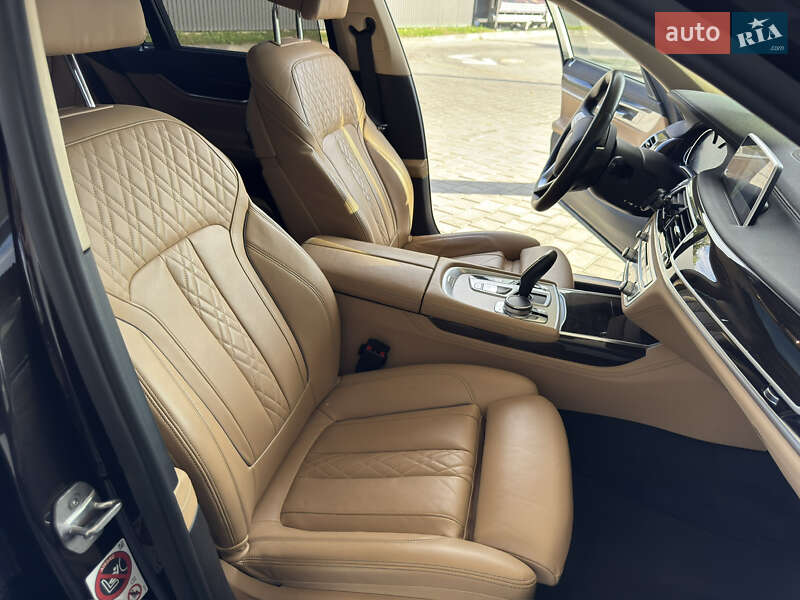 Седан BMW 7 Series 2016 в Ивано-Франковске фото 60 Седан BMW 7 Series 2016 в Ивано-Франковске