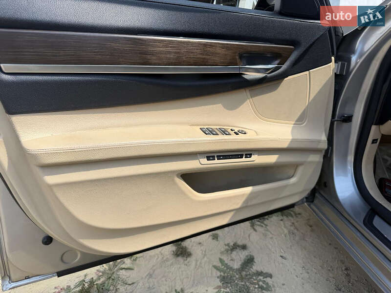 Седан BMW 7 Series 2008 в Харкові