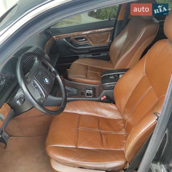 Седан BMW 7 Series 2001 в Києві фото 27 Седан BMW 7 Series 2001 в Києві