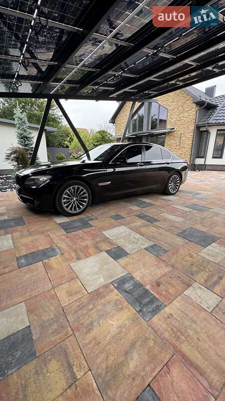 BMW 7 Series 2011