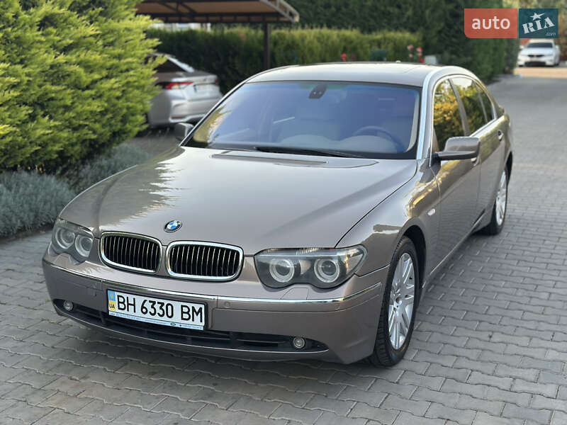 Седан BMW 7 Series 2004 в Одессе