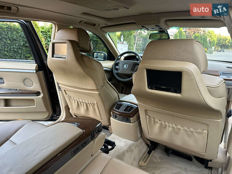 Седан BMW 7 Series 2004 в Одессе