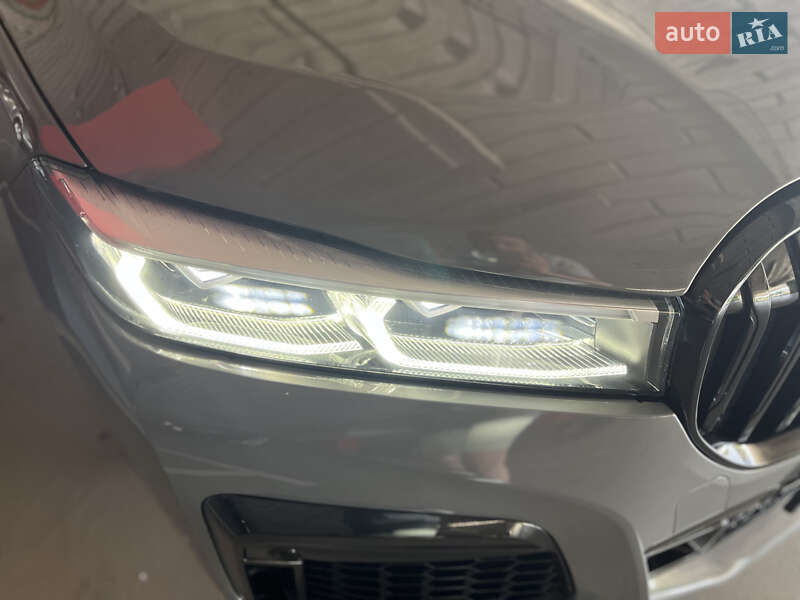 Седан BMW 7 Series 2017 в Киеве фото 28 Седан BMW 7 Series 2017 в Киеве