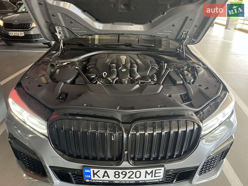 Седан BMW 7 Series 2017 в Киеве фото 48 Седан BMW 7 Series 2017 в Киеве