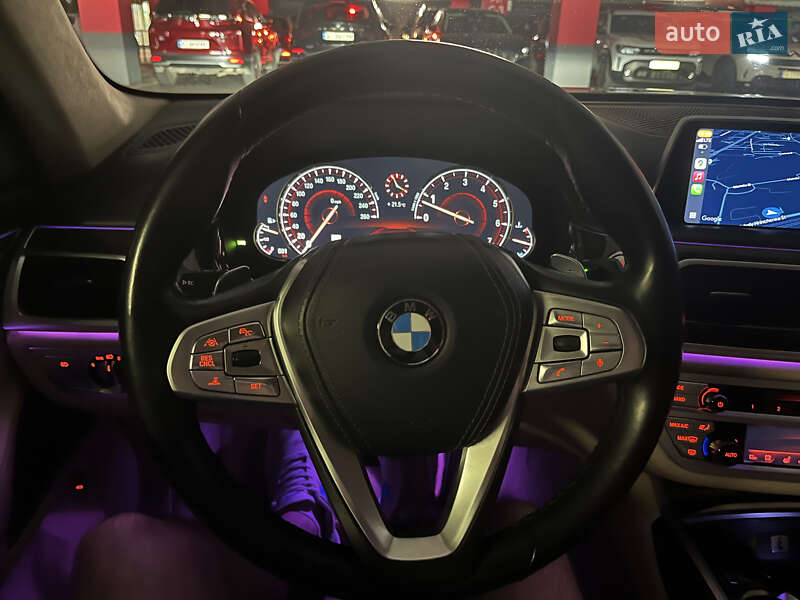 Седан BMW 7 Series 2017 в Киеве фото 51 Седан BMW 7 Series 2017 в Киеве